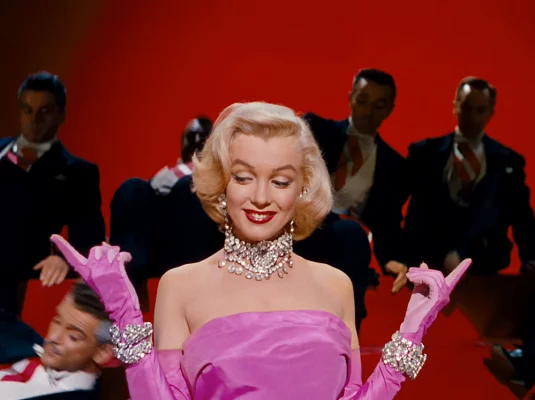 The American actress and singer had a huge impact on women's fashion